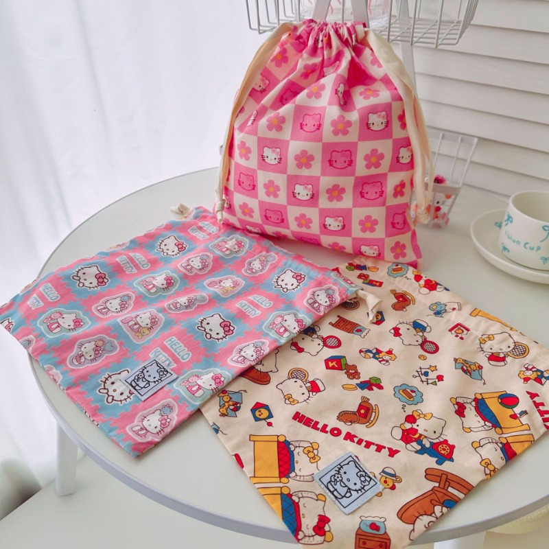 Hello Kitty Cloth Fashion Art  - Women'S Vanity Accessories recensie en prijs
