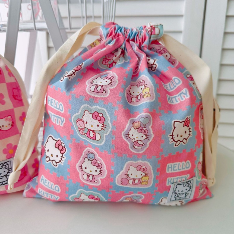 Hello Kitty Cloth Fashion Art  - Women'S Vanity Accessories recensie en prijs